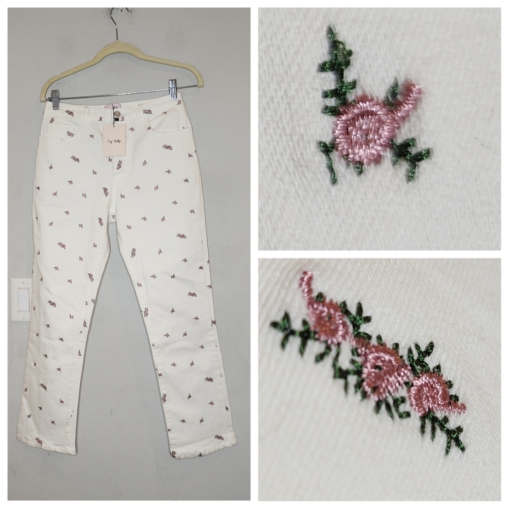 NWT Cry Baby Floral Embroidered‎ White Jeans Button Fly Size Medium (runs small)